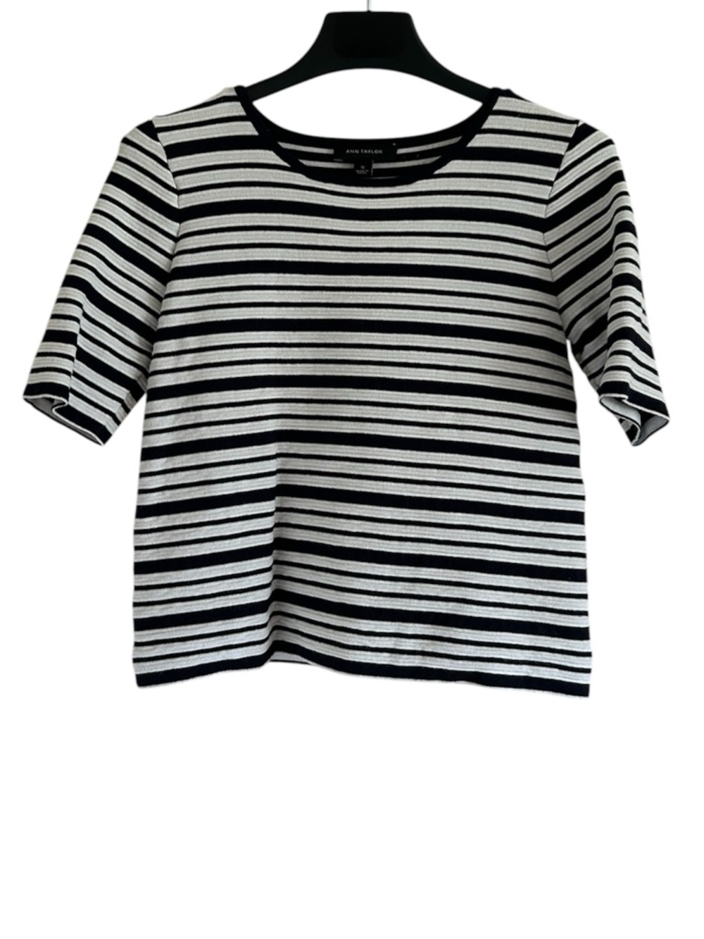 Ann Taylor Striped Navy Blue and White Size Small Short Sleeve Blouse